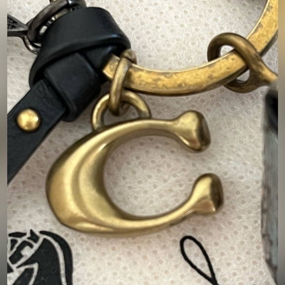 Auth Coach Tea Rose, Lightening Bolt, Studded star Multi Charm bag key fob charm - Picture 13 of 17